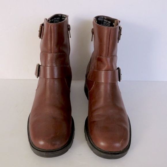 G.H. BASS Shoes Women’s Brown Leather Buckle Ankle Boots Size 8M - Picture 3 of 5